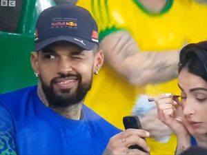 Viral Video Pria Ketahuan Genit di Depan Pacar Saat Nonton Piala Dunia 2022