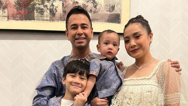 8 Foto Nagita Slavina di Pernikahan Kaesang, Baju Transparannya Dinyinyir
