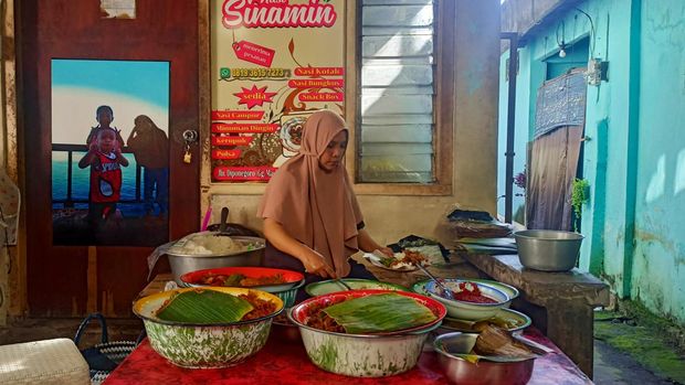 Nasi sinamin yang berlokasi di Lingkungan Bangras, Kelurahan, Kecamatan dan Kabupaten Karangasem. (foto : I Wayan Selamat Juniasa)