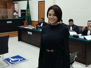 Nikita Mirzani Kecewa Dito Mahendra Absen di Sidang: Jangan Pengecut!