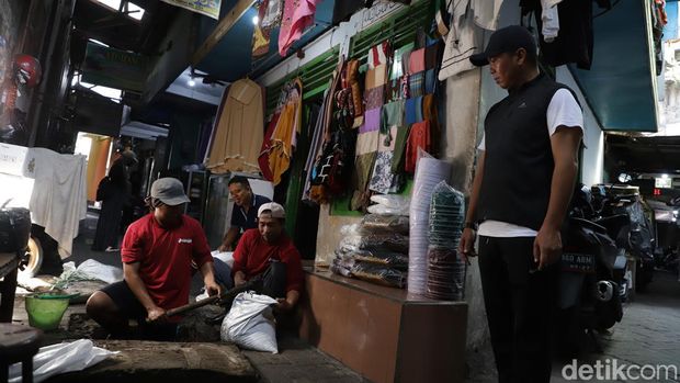 pasar bong surabaya