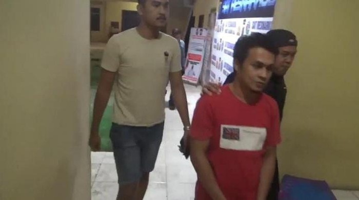 Pelaku menyerahkan diri. (Foto: Istimewa)