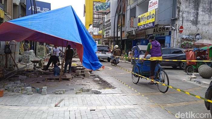 Perbaikan titik 0 Km, Kota Sukabumi.