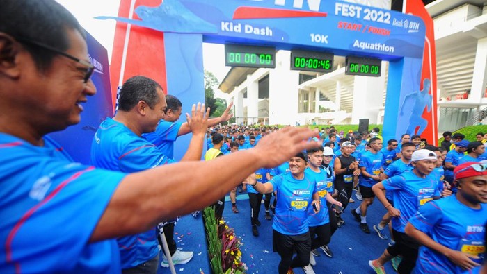 Potret Keceriaan BTN Sport Fest 2022 Ajang lari yang digelar bertajuk BTN Sports Fest 2022 dalam rangka Hari Ulang Tahun ke-46 Kredit Pemilikan Rumah (KPR) berlangsung sukses diikuti ribuan pelari.