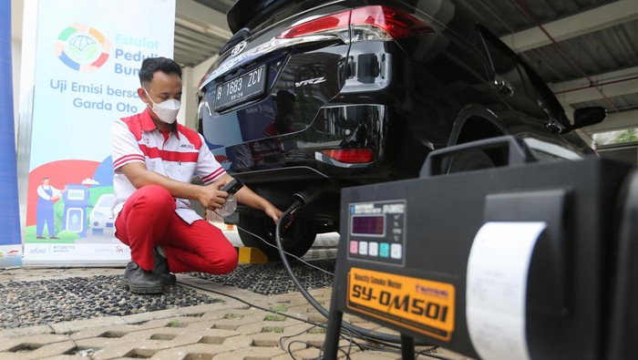 Ratusan Kendaraan Ikuti Uji Emisi Gratis Garda Oto