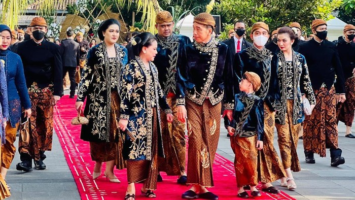 Selvi Ananda di Pernikahan Kaesang dan Erina.
