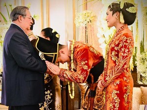 Kaesang Langsung Mode Serius Usai Dicolek Iriana saat SBY Datang
