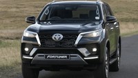 Ekspor Toyota Fortuner made in Indonesia sudah dilakukan sejak 2017. Pada tahun tersebut, mobil dikirim sebanyak 90 unit. Foto: Toyota Morocco