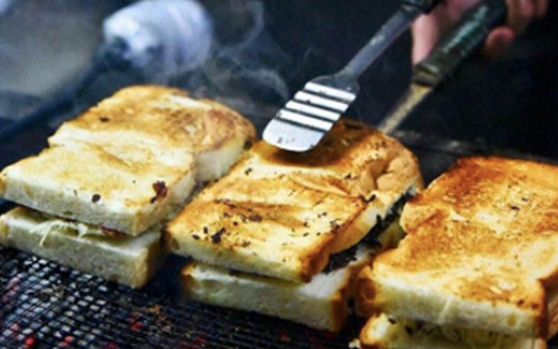 5 Tempat Makan dan Hangout yang Hits Era 90-an di Jakarta