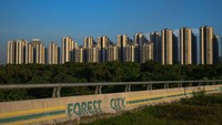 Awalnya proyek ini diharapkan menjadi rumah sekitar 700.000 orang, terutama warga China kaya yang menetap di Malaysia dan Singapura.