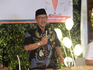 Aher Ungkap Prabowo Beri Penjelasan Panjang Efisiensi di Silaturahmi KIM Plus