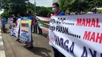 Demo Peternak Unggas yang Sebut Harga Ayam Kemurahan