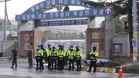 Kantor berita Yonhap melaporkan bahwa bintang Korea Selatan itu diperkirakan akan diterjunkan ke unit “garis depan” dekat perbatasan Korea Utara, yang secara teknis masih berperang dengan Korea Selatan.  