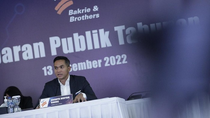 PT Bakrie & Brothers Tbk (BNBR) gelar Paparan Publik Tahunan Jakarta, Selasa (13/12/2022). Pada kuartal III-2022 ini, perseroan membukukan laba bersih Rp 140 miliar.