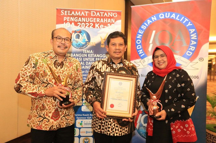 BPJS Kesehatan meraih penghargaan Bronze Award for Performance Excellence Growth Achievement dan Emerging Industry Leader.