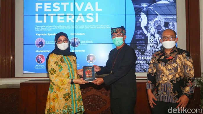 Bupati Ipuk Fiestiandani, berterimakasih atas dukungan BI terhadap pengembangan desa adat wisata di Banyuwangi.