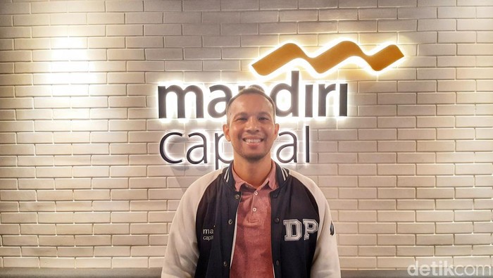 CIO Mandiri Capital, Dennis Pratistha