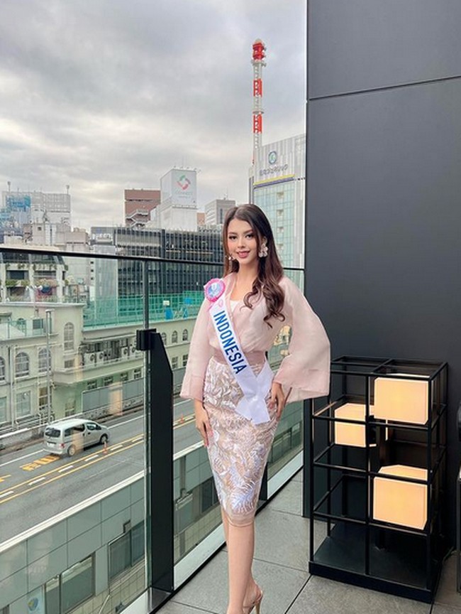 Di Jepang, wanita yang menggejar gelar master ganda di University of New South Wales (UNSW) jurusan Health Management itu melakukan berbagai kegiatan. Dalam foto cantiknya ini, Cindy mengaku baru saja melakukan spa. Foto: dok. Instagram/@cindymaymcguire