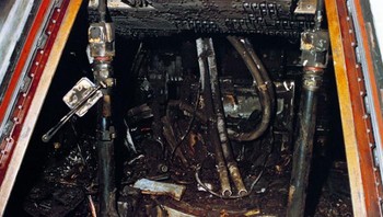 Sisa-sisa Interior Kabin Apollo 1 yang hangus. Tiga Astronot Meninggal Di Dalamnya: Gus Grissom, Ed White Dan Roger Chaffee Foto: Reddit via Boredpanda