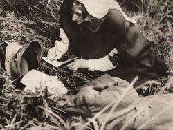 Deretan Foto Jadul Abadikan Kisah Mencengangkan