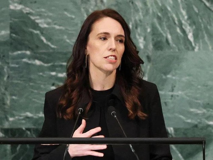 Kedengaran Mengumpat Rival Politik, PM Selandia Baru Minta Maaf