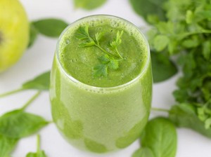 Kata Ahli Gizi Soal Diet dengan Minum Jus Detoks, Amankah?