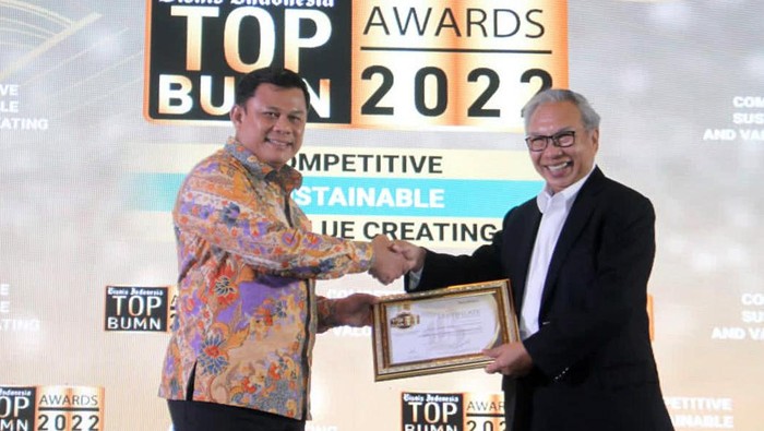 Apresiasi Top BUMN kembali disematkan pada Bank BTN atas keberhasilannya mempertahankan kinerja positif di situasi ekonomi yang kurang bersahabat akibat pandemi COVID-19.