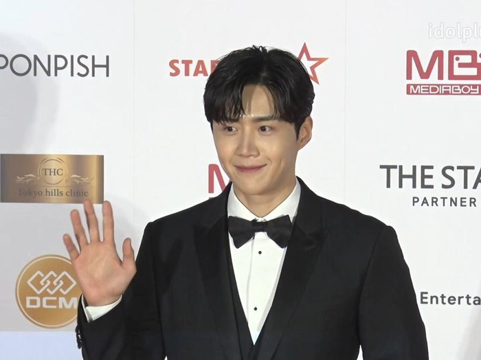 Kim Seon Ho di AAA 2022 Kim Seon Ho di AAA 2022