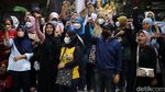 Mahasiswa dan Wali Murid Demo Tolak Relokasi SDN Pocin 1 Depok