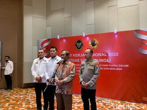 Mahfud Bicara Sulitnya Berantas Pungli, Singgung Aparat Senior Jadi Beking