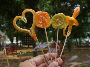 Nostalgia Jajanan dan Makanan Era 90-an yang Selalu Bikin Kangen
