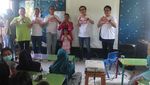 Pedagang di Mauk Dapat Kado Renovasi Warung