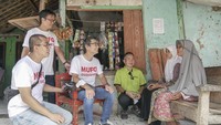 Selain itu program ini merupakan wujud komitmen perusahaan dalam meningkatkan kesejahteraan masyarakat melalui dukungan terhadap UMKM dengan cara melakukan renovasi warung. 