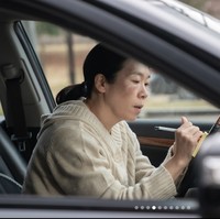 Yeom Hye Ran juga menjadi tangan kanan Song Hye Kyo dalam drama Korea The Glory. Sang aktris sebelumnya populer membintangi The Uncanny Counter. Kini dia memerankan Kang Hyun Nam, yang membantu Song Hye Kyo menyusun rencana balas dendam yang telah dinantikannya. Foto: dok. Netflix