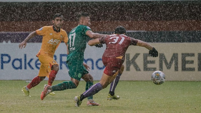 Persebaya vs Persik
