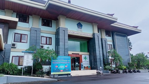 Puskesmas Abiansemal di Desa Blahkiuh, Kecamatan Abiansemal, Badung, Bali.
