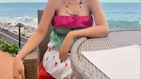 Rachel Vennya kembali dihujat netizen lantaran lebih memilih datang ke pesta pernikahan temannya dibandingkan merayakan ulang tahun anaknya, Xabiru. Foto: Instagram @rachelvennya
