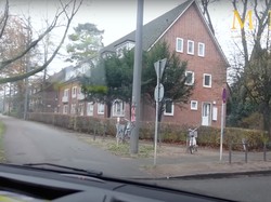 7 Potret Rumah Bunda Corla di Jerman, Penampakan Jendela Viral Curi Atensi