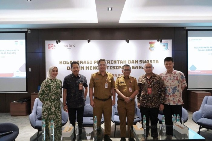 Sinar Mas Land-Pemda Sinergi Atasi Genangan Air di Tangsel & Tangerang Sinar Mas Land-Pemda Sinergi Atasi Genangan Air di Tangsel & Tangerang