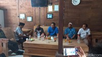 Umar Patek mengaku bisa sadar dan insyaf karena keluarga yang selalu mendukungnya (Foto: Eko Sudjarwo)