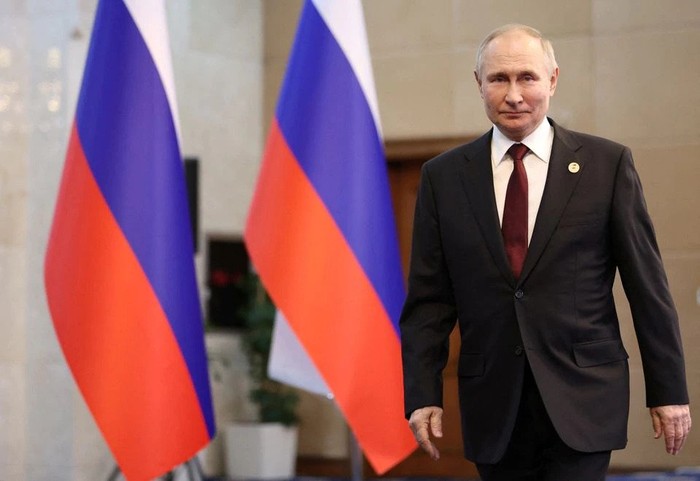 Russian President Vladimir Putin attends a news conference following the Eurasian Economic Union summit in Bishkek, Kyrgyzstan, December 9, 2022. Sputnik/Sergei Bobylyov/Pool via REUTERS
