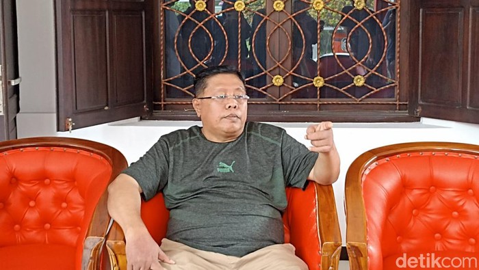 Wali Kota Blitar Santoso