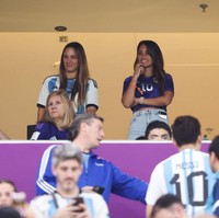 Argentina sendiri diketahui telah berhasil melangkah ke babak selanjutnya usai mengalahkan Kroasia dengan skor 3-0 di semifinal. Bermain di Lusail Stadium pada Rabu (14/12/22), Lionel Messi berhasil membuka skor Argentina melalui tembakan penaltinya di menit ke-34. Foto: Getty Images/Alex Livesey - Danehouse