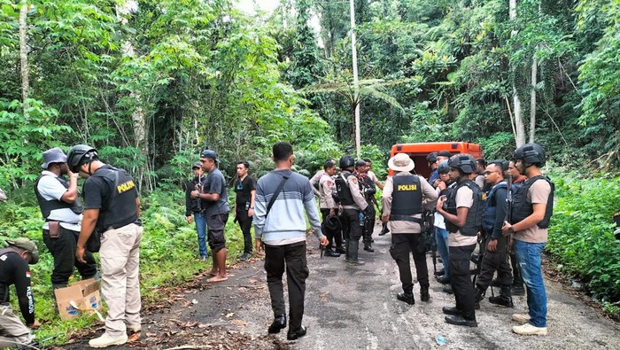 25 polisi di Kepulauan Yapen Papua dievakuasi usai diserang KKB