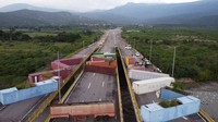 Sejak tahun 2019, Presiden Venezuela memutuskan hubungan diplomatik dengan Kolombia dan memblokir jembatan dengan kontainer.