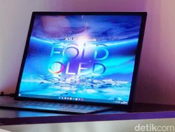 Asus Zenbook 17 Fold OLED, Laptop Layar Lipat Harga Tembus Rp 50 Juta