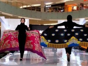 Unik! Dosen Unesa Ciptakan Batik dengan Pewarna Tanah, Ini Keunggulannya