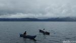 Magis Danau Toba Kala Kabut Mulai Menghilang