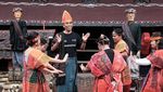 Menari Tor-tor Langsung di Tanah Batak