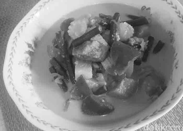 ilustrasi sayur lodeh.